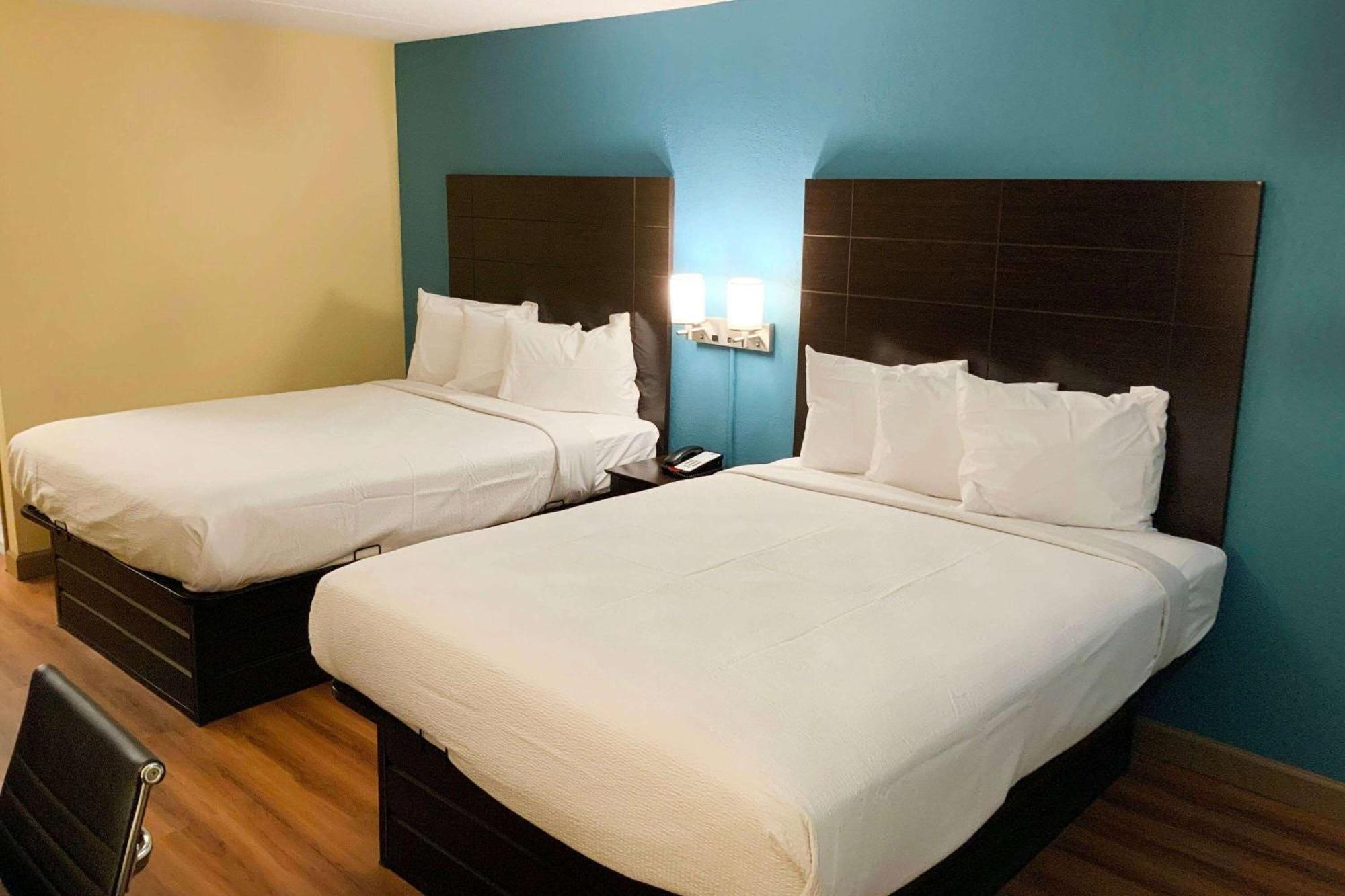 Days Inn By Wyndham Troy Il Zewnętrze zdjęcie