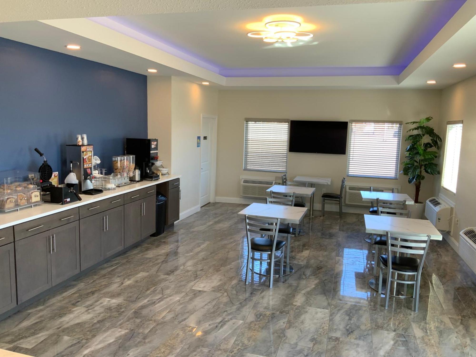 Days Inn By Wyndham Troy Il Zewnętrze zdjęcie